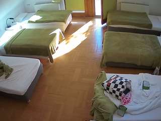 voyeurcam-julmodels-bed-6