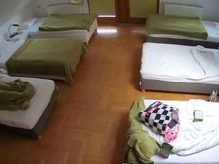voyeurcam-julmodels-bed-6