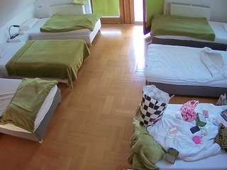 voyeurcam-julmodels-bed-6