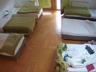 voyeurcam-julmodels-bed-6
