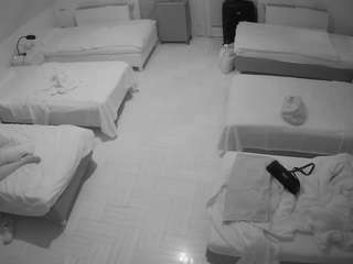 voyeurcam-julmodels-bed-6