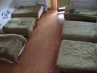 voyeurcam-julmodels-bed-6