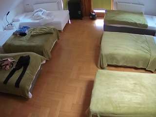 voyeurcam-julmodels-bed-6