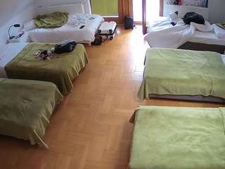 voyeurcam-julmodels-bed-6