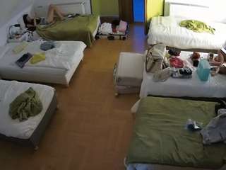 voyeurcam-julmodels-bed-6 Sex Cam Show