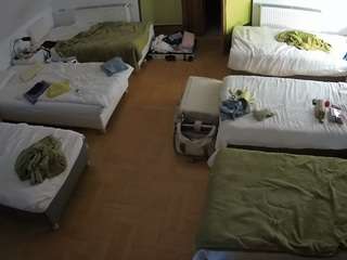 voyeurcam-julmodels-bed-6 Sex Cam Show