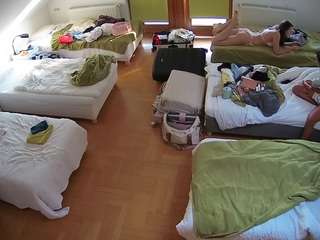voyeurcam-julmodels-bed-6 Sex Cam Show