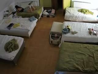 voyeurcam-julmodels-bed-6 Sex Cam Show