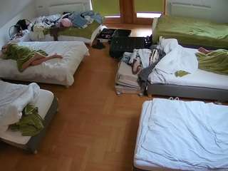 voyeurcam-julmodels-bed-6