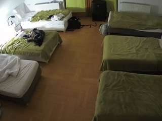 voyeurcam-julmodels-bed-6