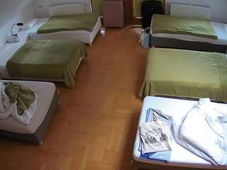 voyeurcam-julmodels-bed-6
