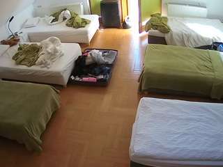 voyeurcam-julmodels-bed-6