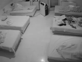 Julmodels Bedroom-D6's Live Sex Cam Show