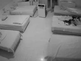 Julmodels Bedroom-D6's Live Sex Cam Show