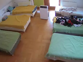 Julmodels Bedroom-D6's Live Sex Cam Show