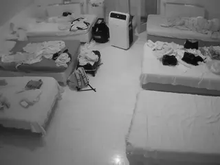 Julmodels Bedroom-D6's Live Sex Cam Show