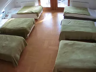 Julmodels Bedroom-D6's Live Sex Cam Show