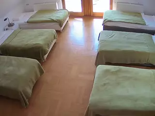 Julmodels Bedroom-D6's Live Sex Cam Show
