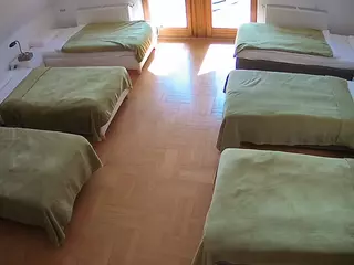 Julmodels Bedroom-D6's Live Sex Cam Show