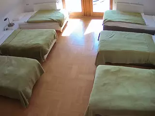 Julmodels Bedroom-D6's Live Sex Cam Show