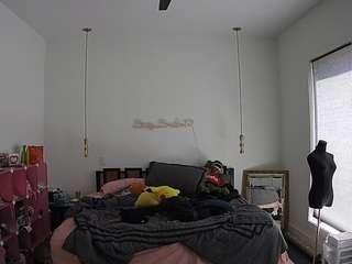 voyeurcam-lacemelacey-01 CamXperience