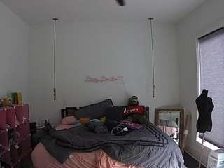 Voyeur Reallifecam camsoda voyeurcam-lacemelacey-01