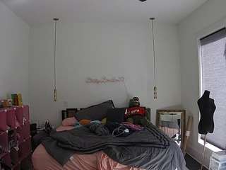 Voyeur Web Cam camsoda voyeurcam-lacemelacey-01