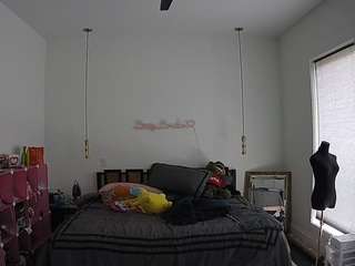 Voyeur Cam camsoda voyeurcam-lacemelacey-01