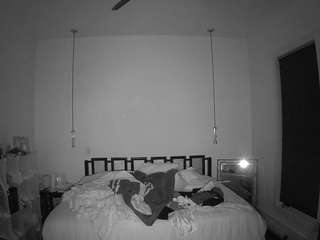 voyeurcam-lacemelacey-01