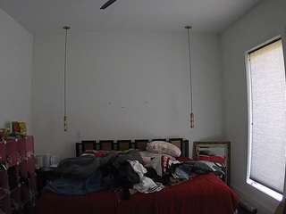 voyeurcam-lacemelacey-01