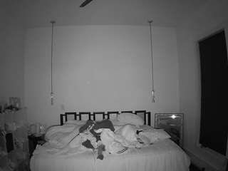 voyeurcam-lacemelacey-01