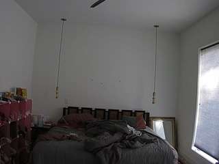 voyeurcam-lacemelacey-01