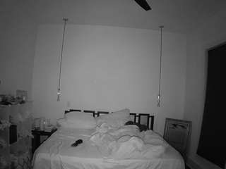voyeurcam-lacemelacey-01