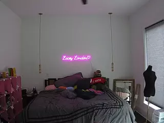 Lacey London's Live Sex Cam Show