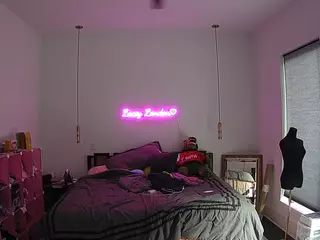 Lacey London's Live Sex Cam Show