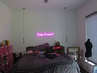 Lacey London's Live Sex Cam Show