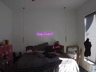 Lacey London's Live Sex Cam Show