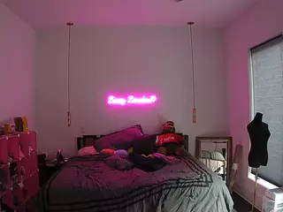 Lacey London's Live Sex Cam Show