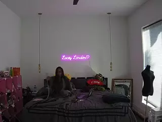 Lacey London's Live Sex Cam Show