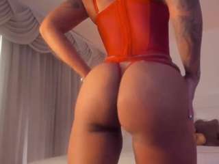 Lauren Saenz