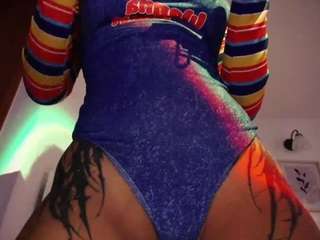 Lauren Saenz