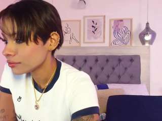 laurensaenz live webcam show
