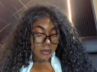 Nini Martini's Live Sex Cam Show