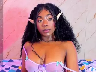 Nini Martini's Live Sex Cam Show