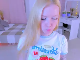 lalypeach's Live Sex Cam Show