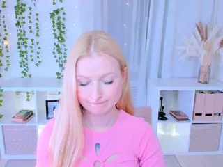 lalypeach's Live Sex Cam Show