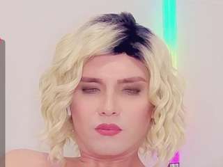 zagadka55555 Live Webcam on CamSoda