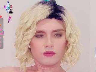 zagadka55555's CamSoda show and profile