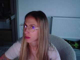Deidi live cam preview