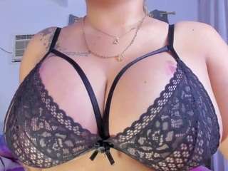 sweetfabianaxl webcam model